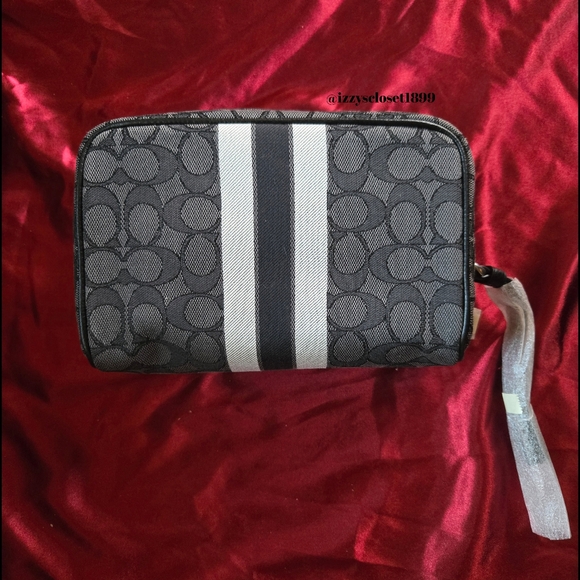 Coach Dempsey Boxy Cosmetic Bag in grey - Picture 3 of 6